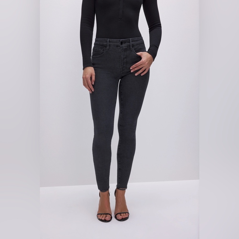 Good American Good Legs Raw Hem Skinny Jeans black womens size 12/31